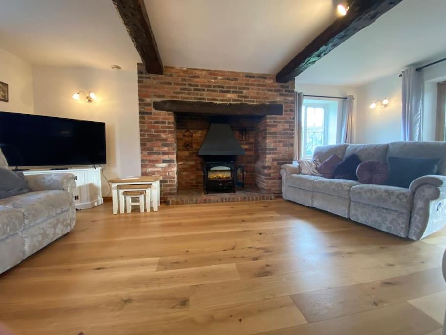 Eco-Friendly Dorset Cottage With Spa Set In Heart Of Countryside Sydling St Nicholas المظهر الخارجي الصورة